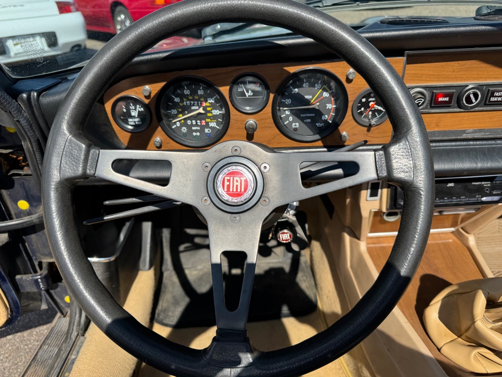 Photo 53 of this FIAT SPIDER