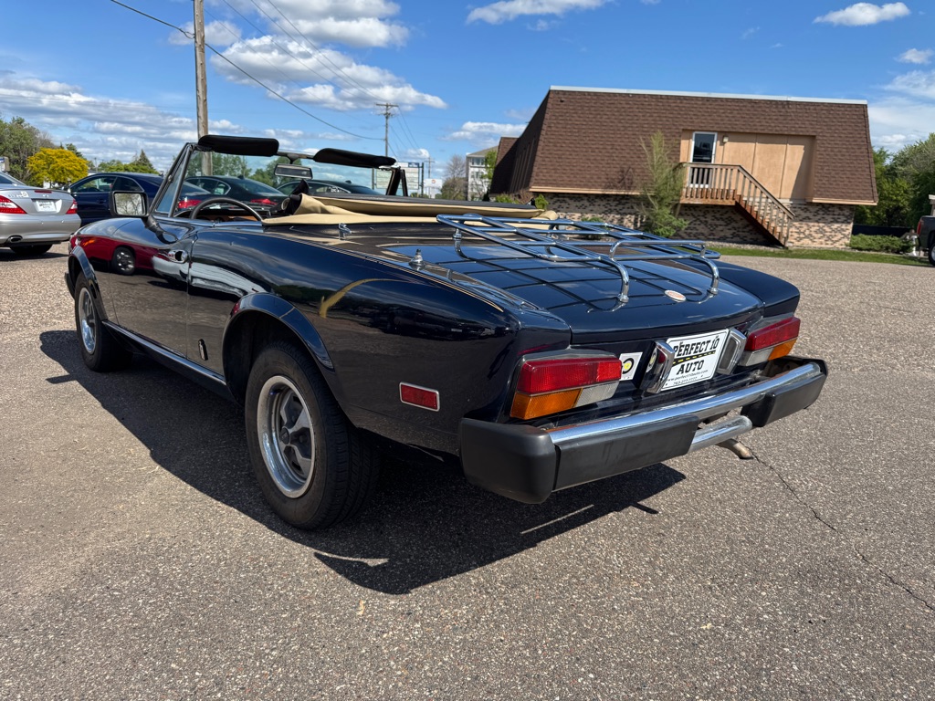 Photo 9 of this FIAT SPIDER