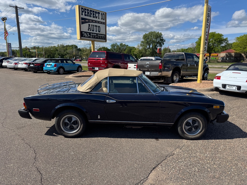 Photo 19 of this FIAT SPIDER
