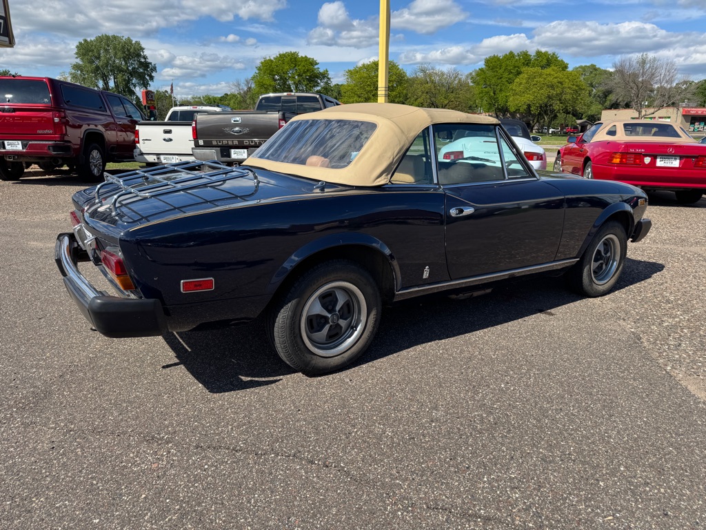 Photo 20 of this FIAT SPIDER