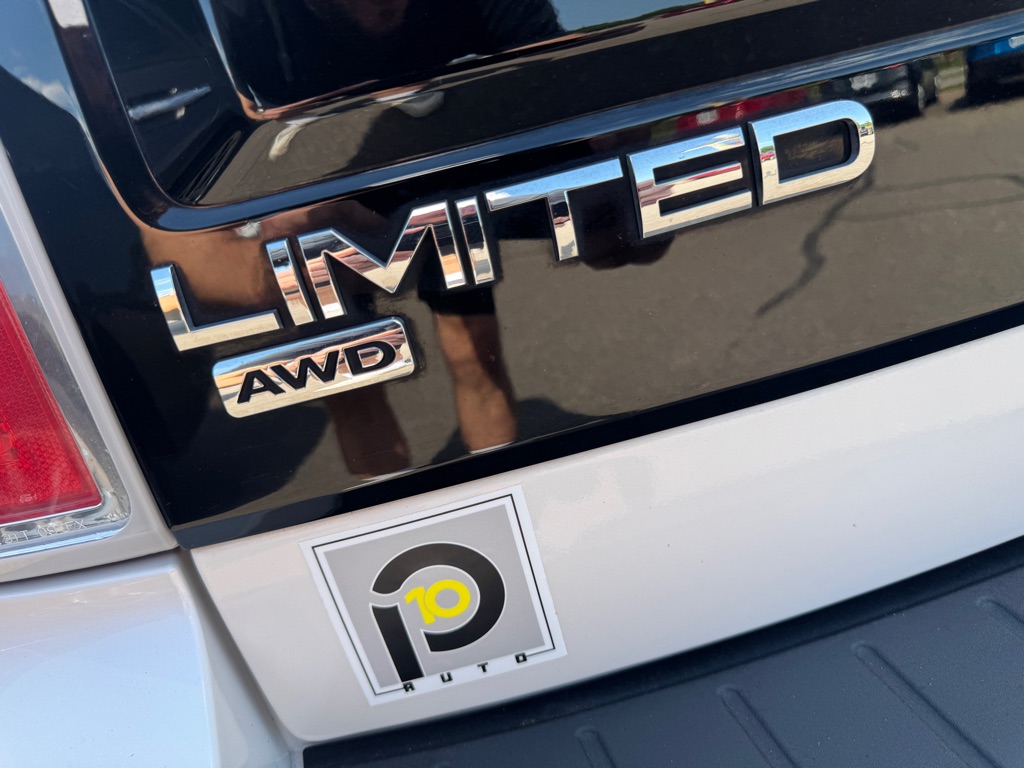 Photo 41 of this FORD FLEX