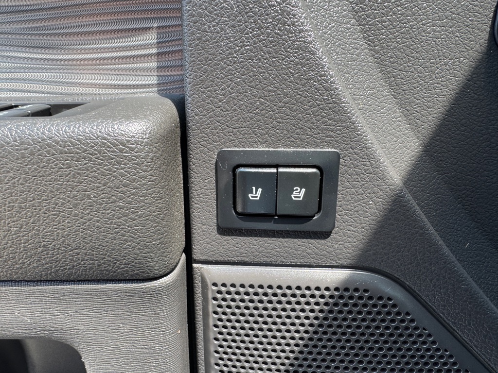 Photo 22 of this FORD FLEX
