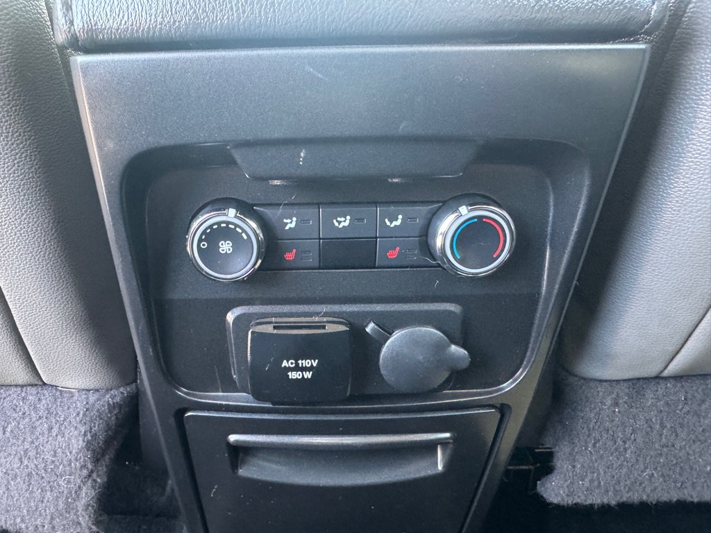 Photo 37 of this FORD FLEX
