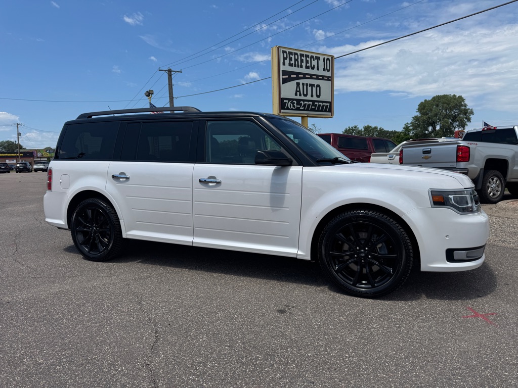 Photo 3 of this FORD FLEX