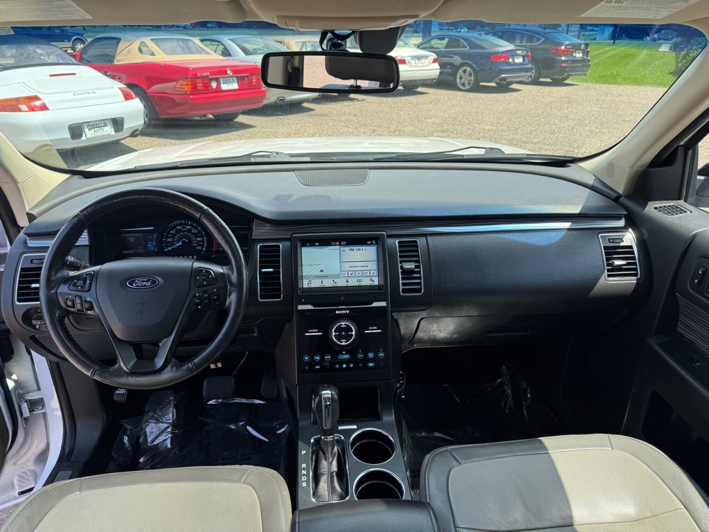 Photo 38 of this FORD FLEX