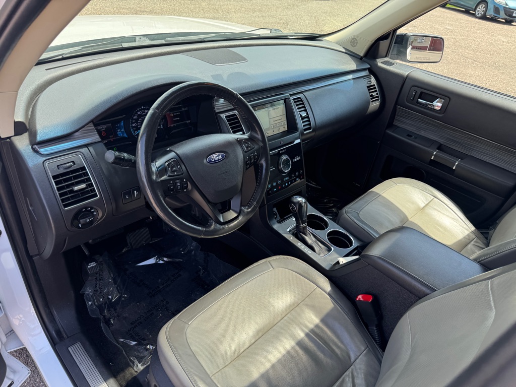 Photo 19 of this FORD FLEX