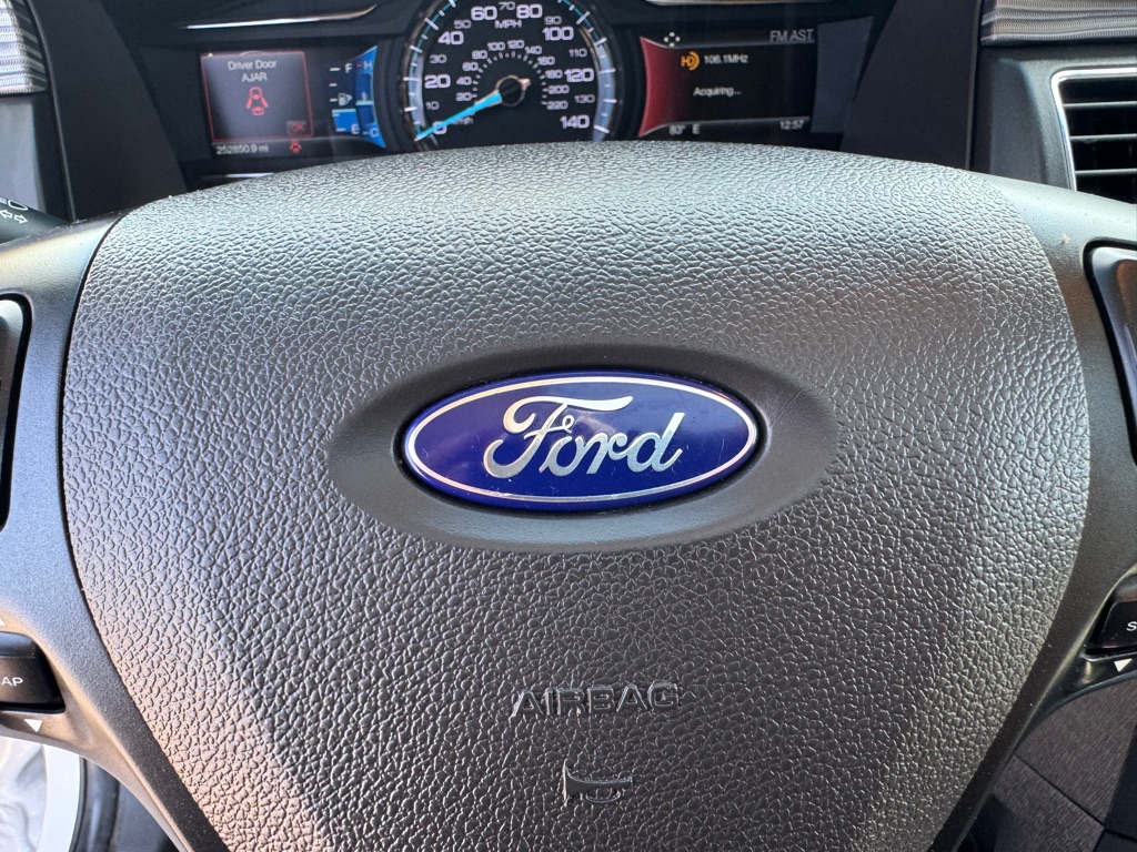 Photo 55 of this FORD FLEX
