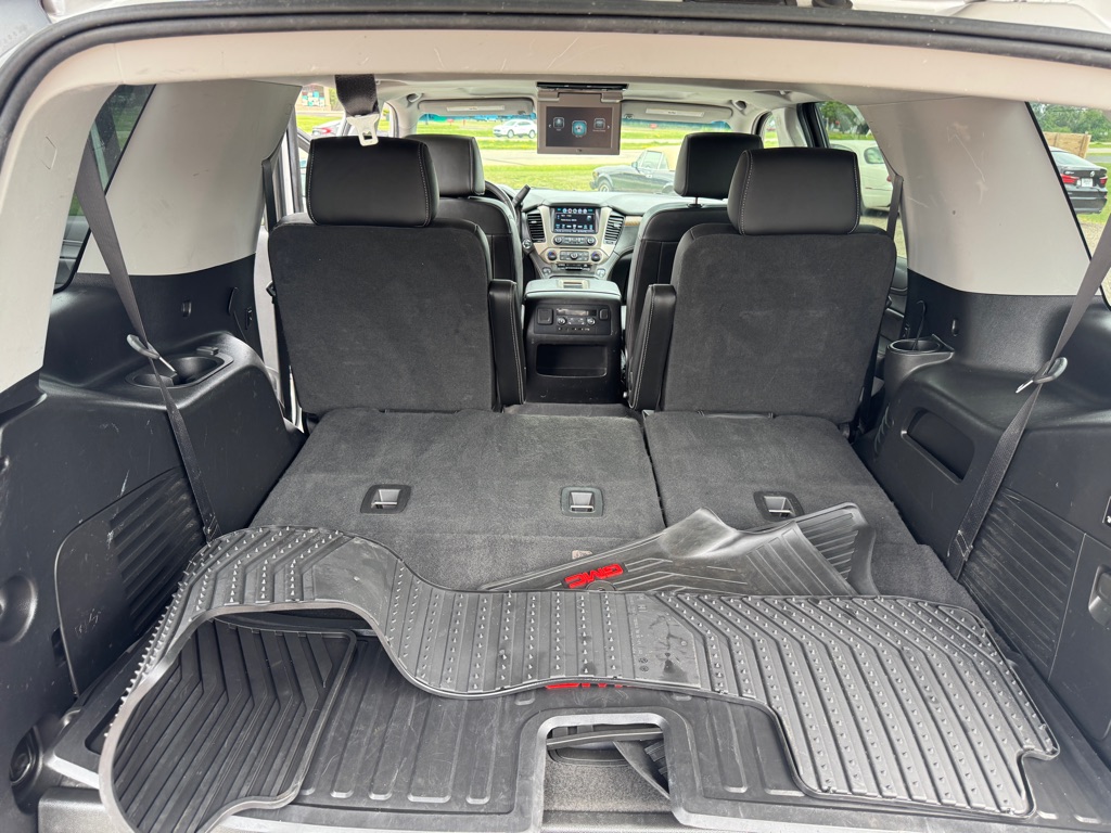 Photo 31 of this GMC YUKON