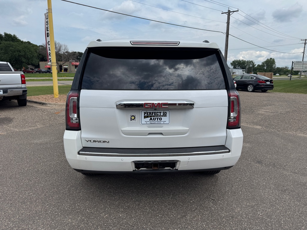 Photo 8 of this GMC YUKON