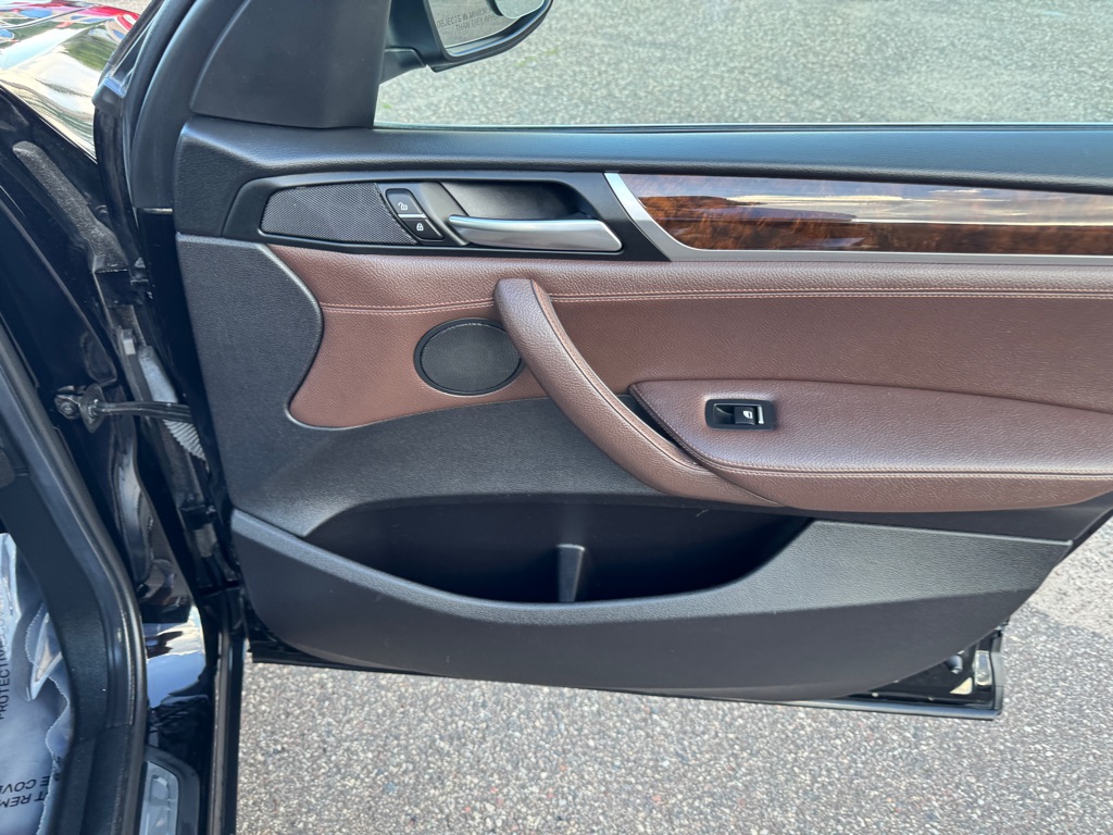 Photo 34 of this BMW X3