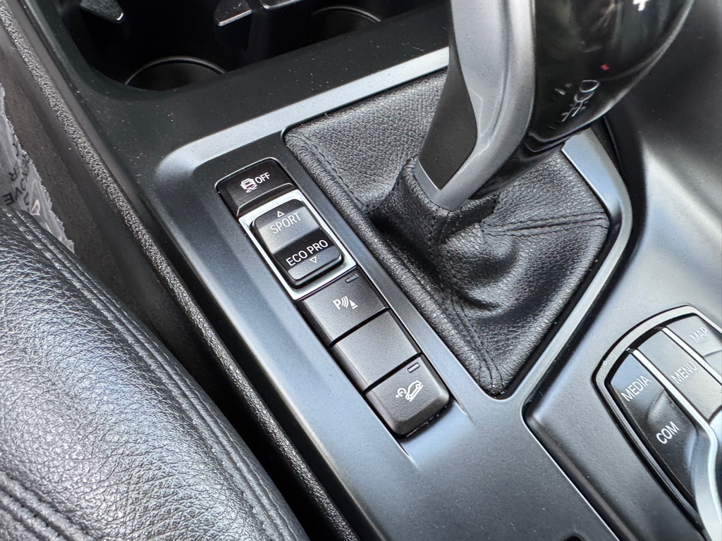 Photo 40 of this BMW X1