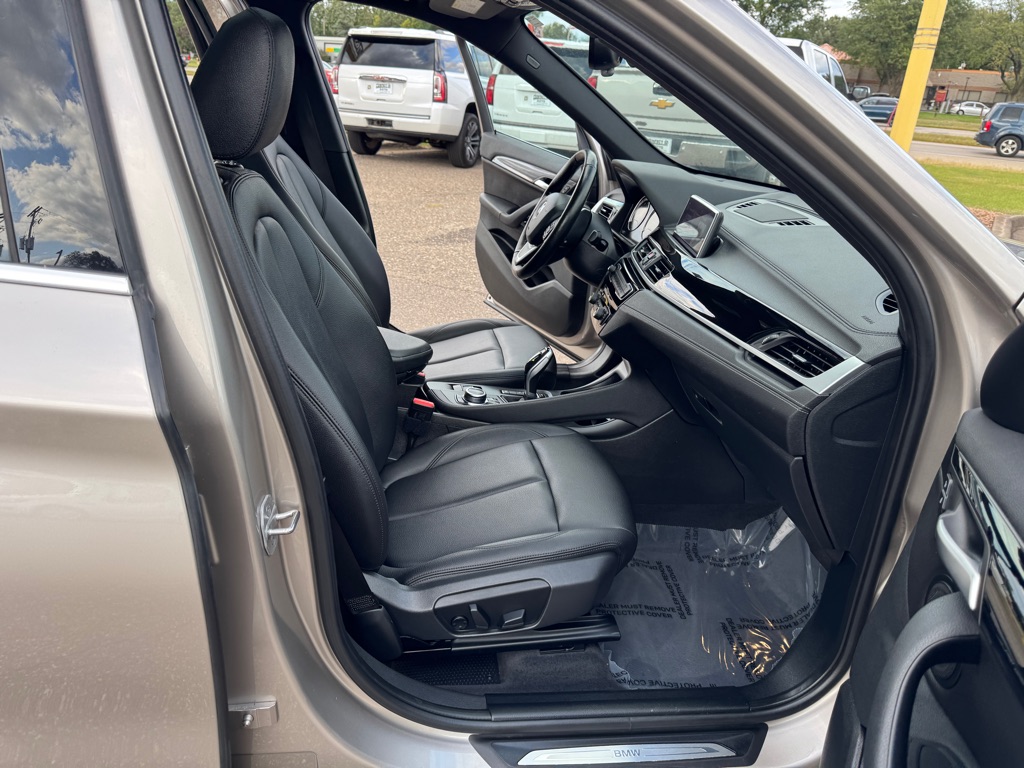Photo 30 of this BMW X1