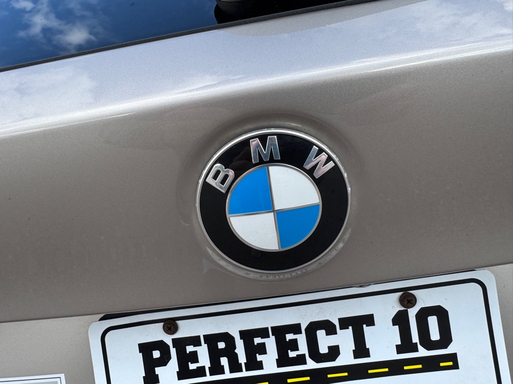 Photo 13 of this BMW X1