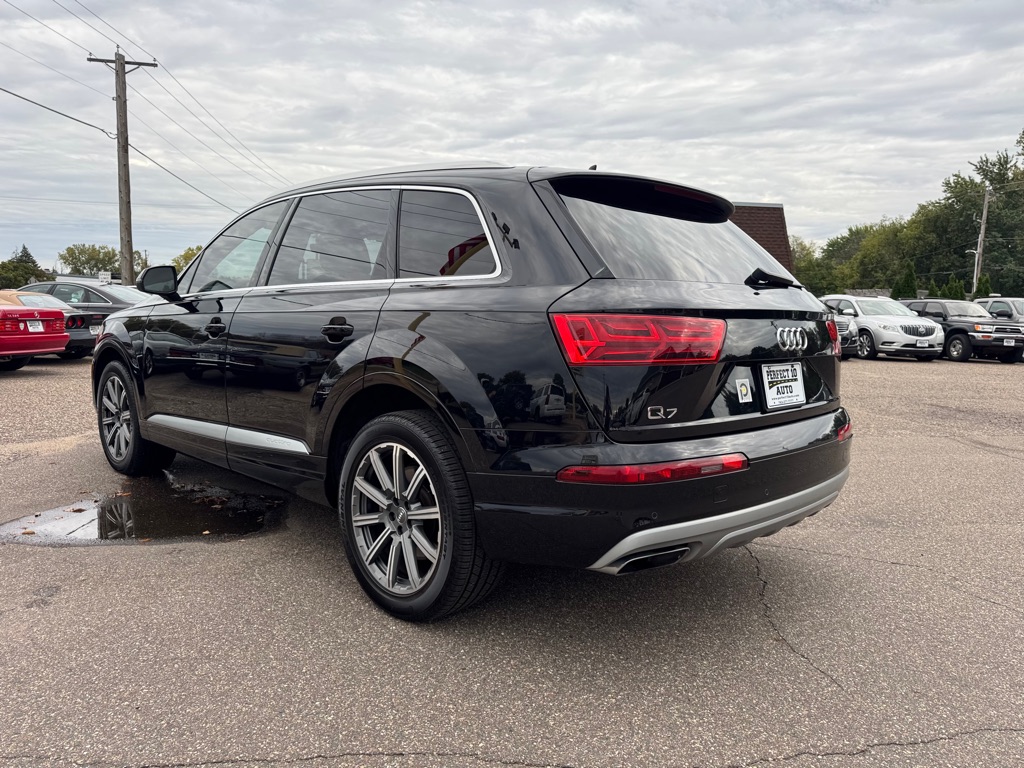 Photo 7 of this AUDI Q7