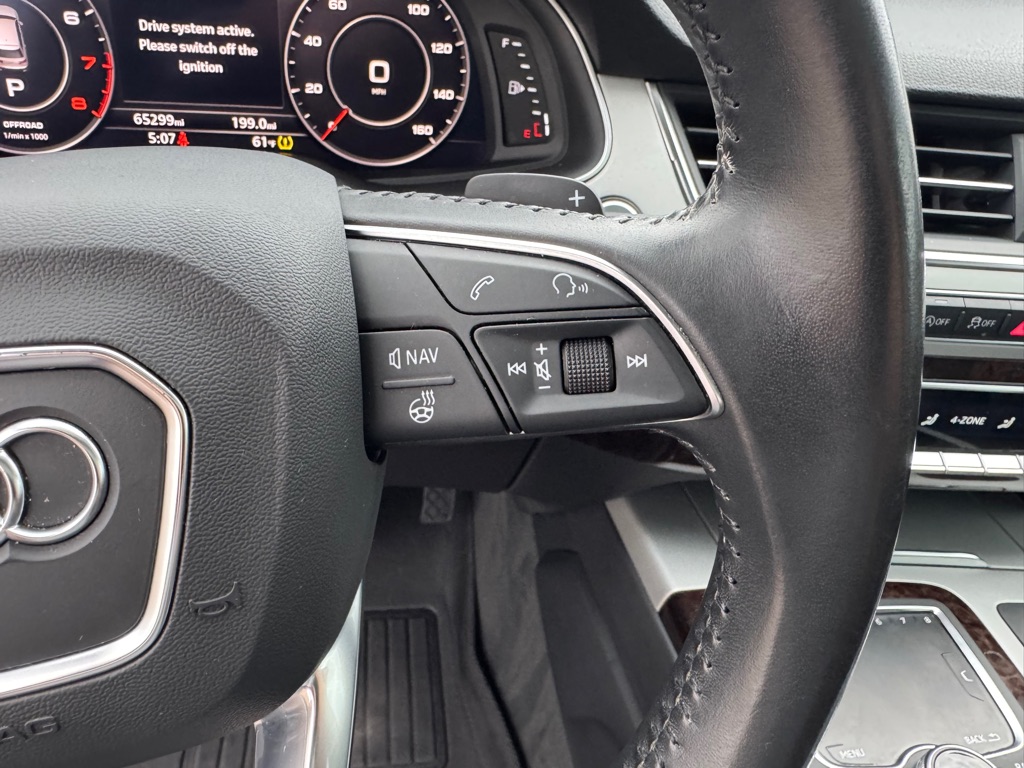 Photo 55 of this AUDI Q7