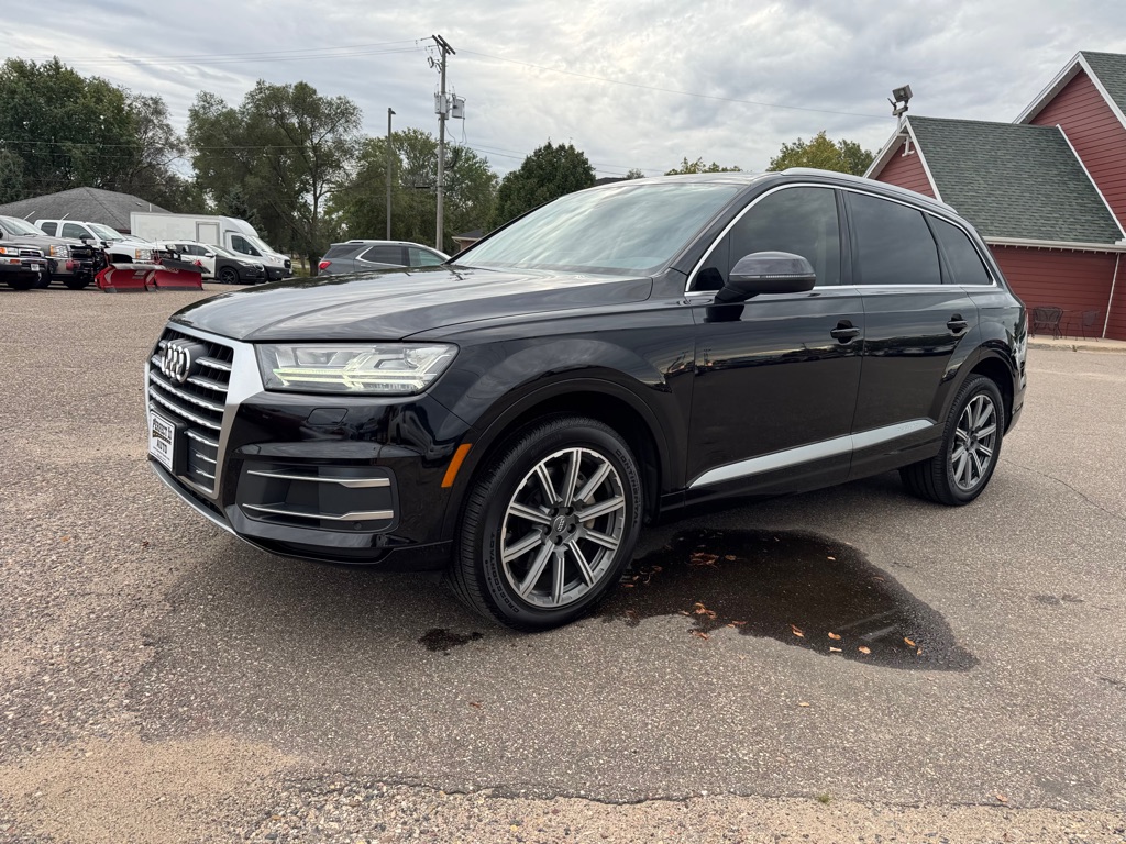 Photo 10 of this AUDI Q7