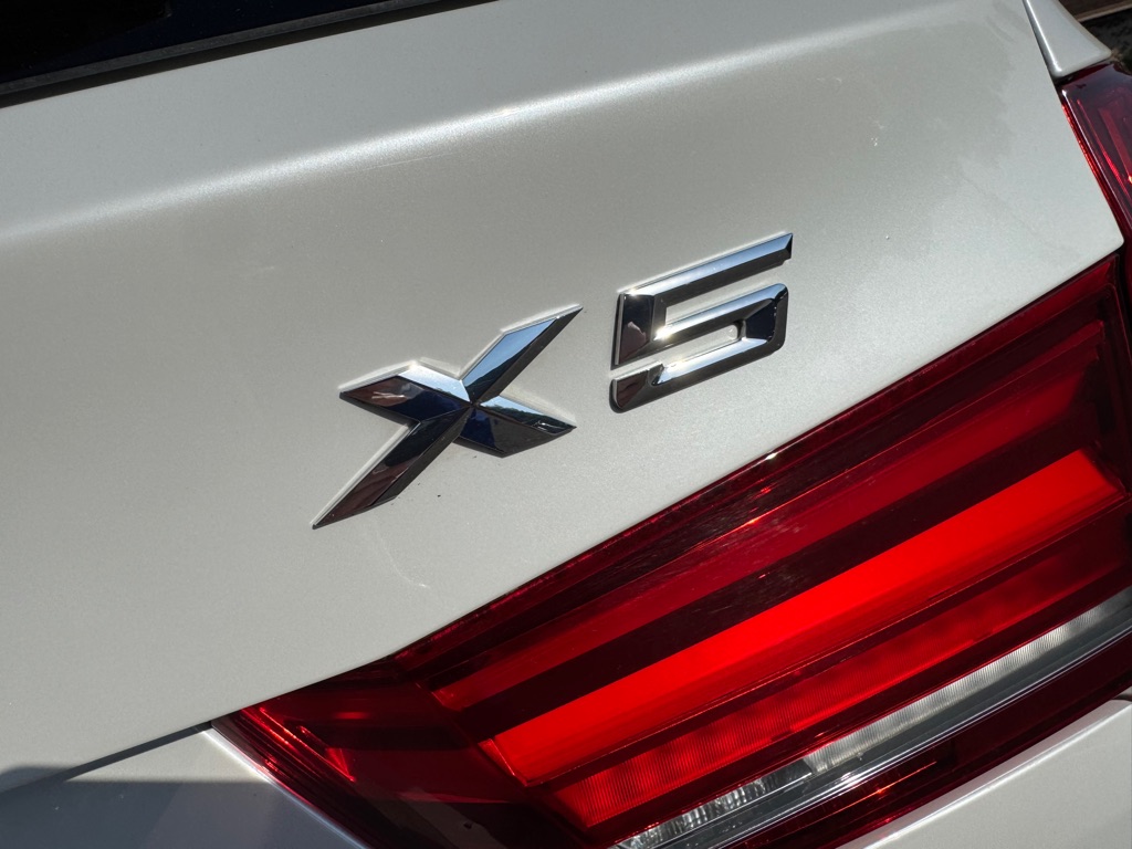Photo 14 of this BMW X5