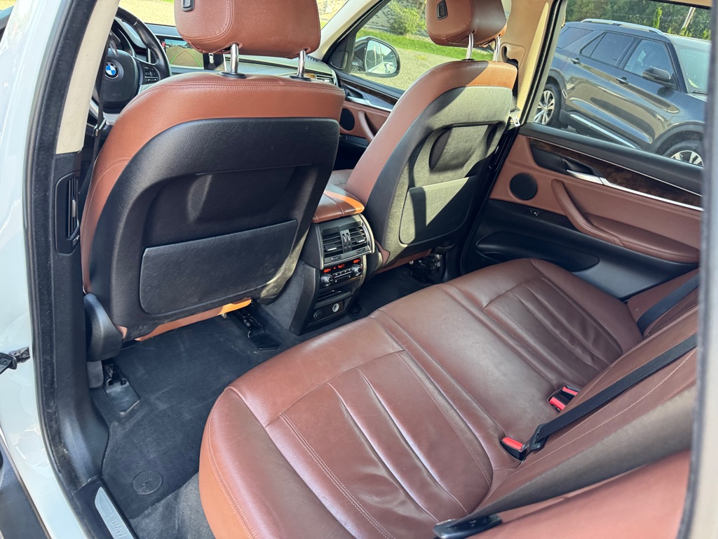 Photo 21 of this BMW X5