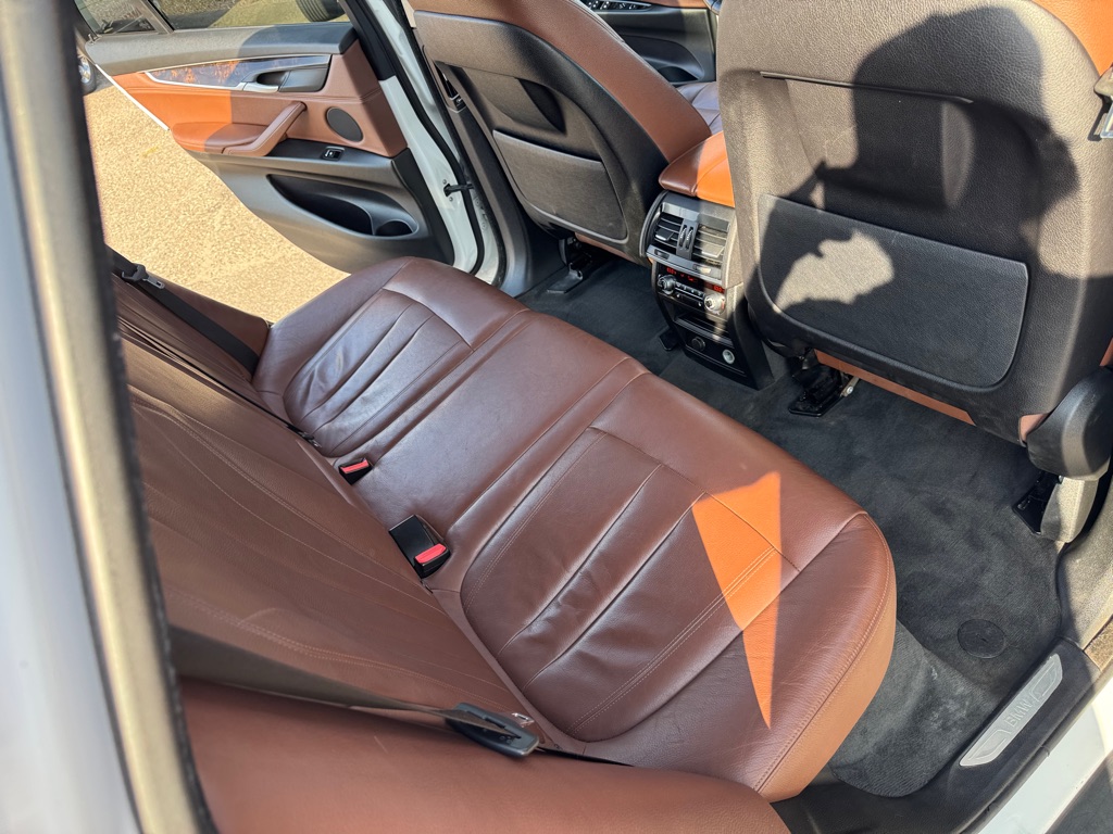 Photo 27 of this BMW X5