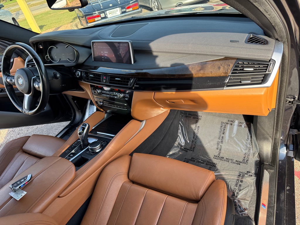 Photo 32 of this BMW X6