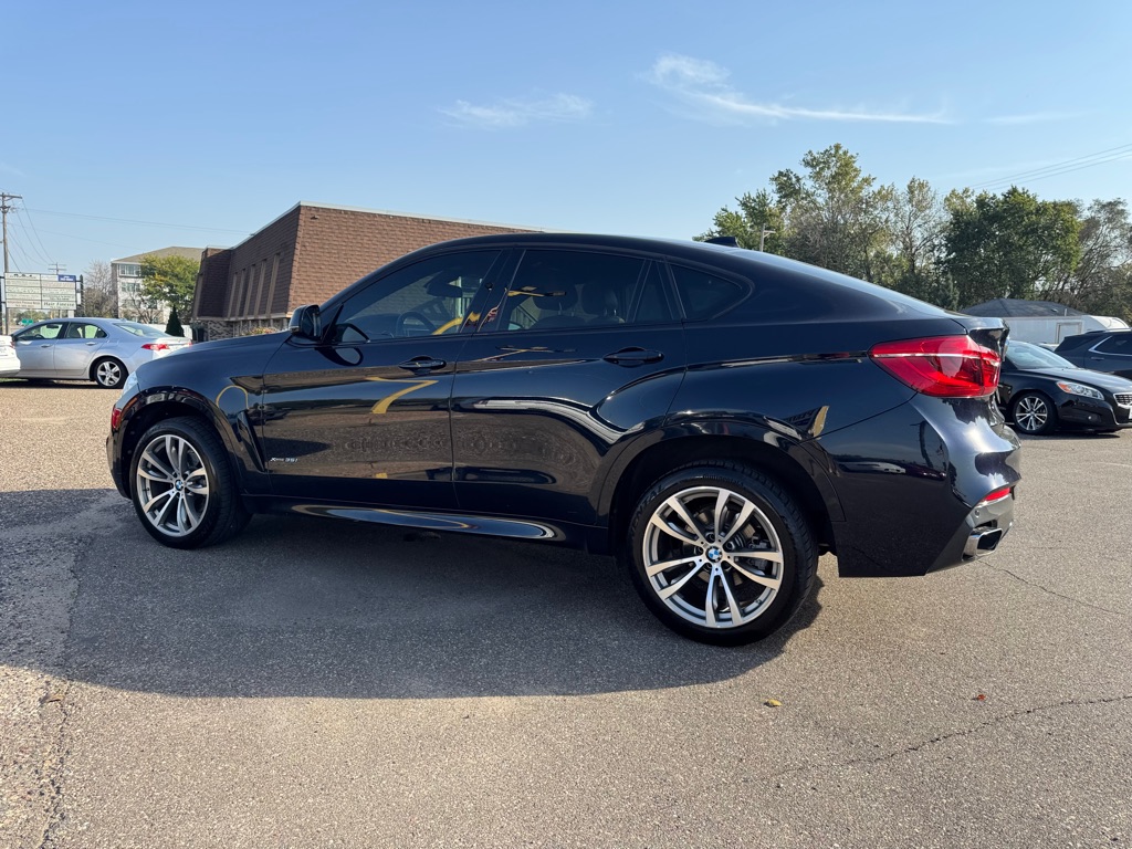 Photo 8 of this BMW X6