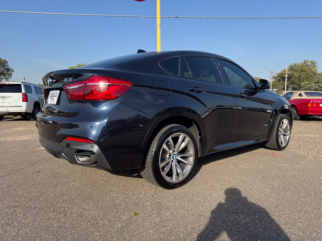 Photo 4 of this BMW X6