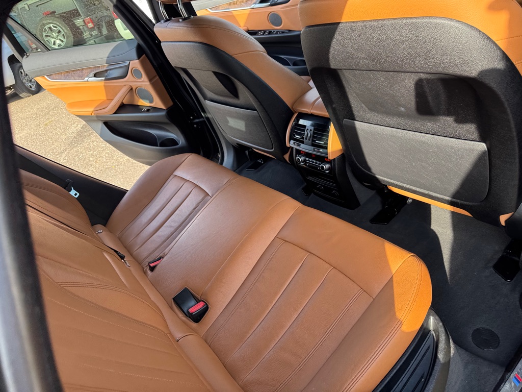Photo 28 of this BMW X6