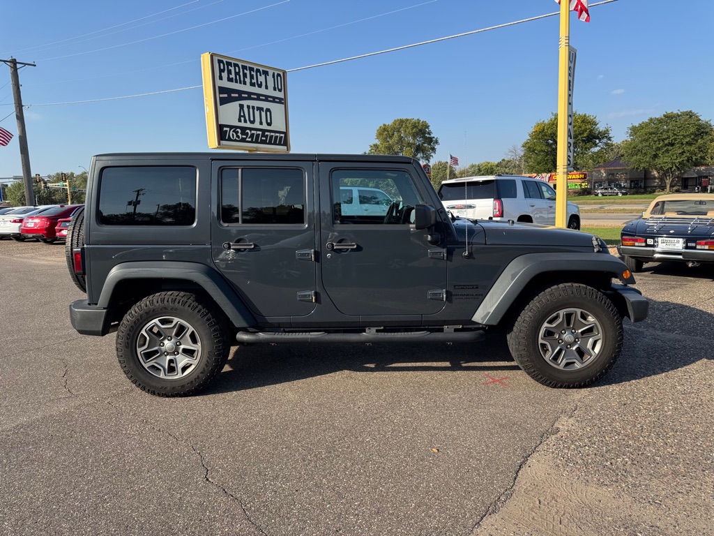 Photo 3 of this JEEP WRANGLER UNLIMI