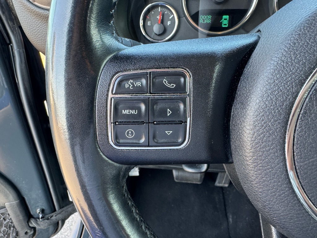 Photo 38 of this JEEP WRANGLER UNLIMI