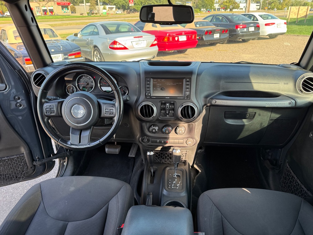 Photo 30 of this JEEP WRANGLER UNLIMI