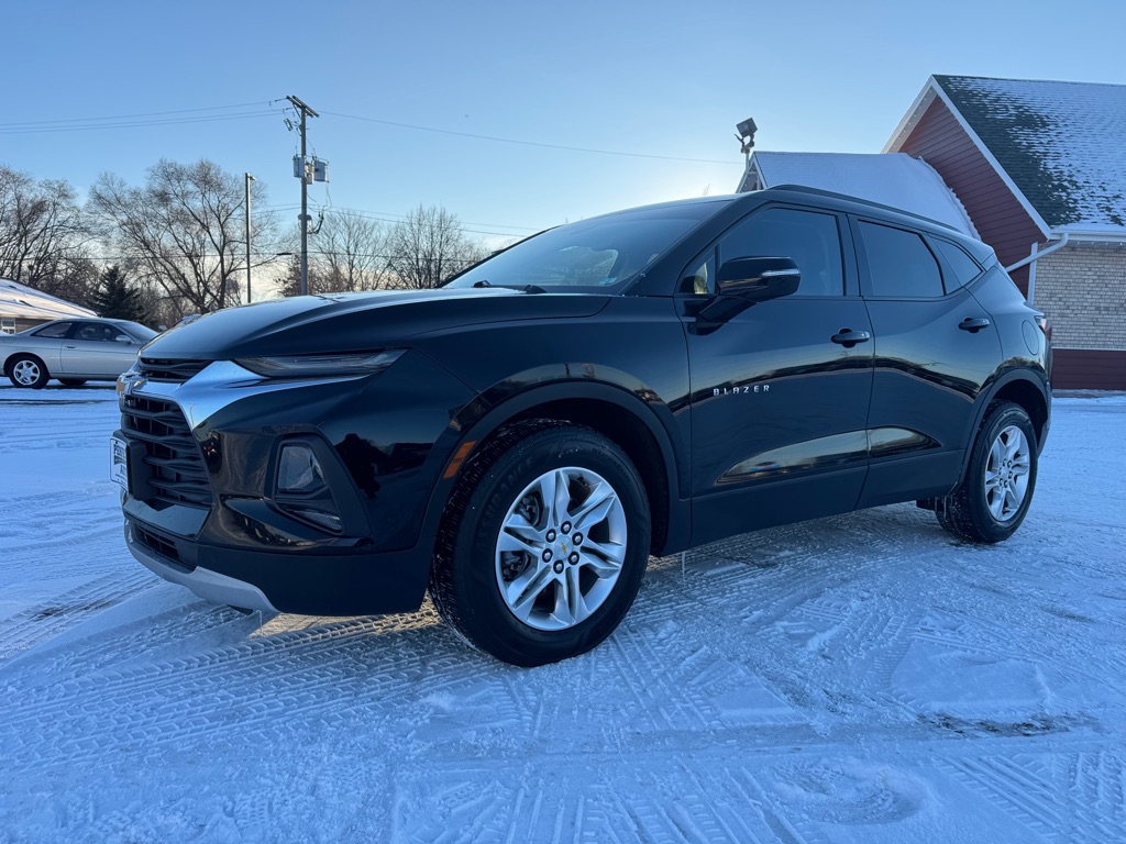 Photo 10 of this CHEVROLET BLAZER