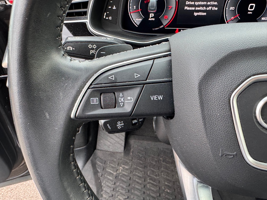 Photo 62 of this AUDI Q8