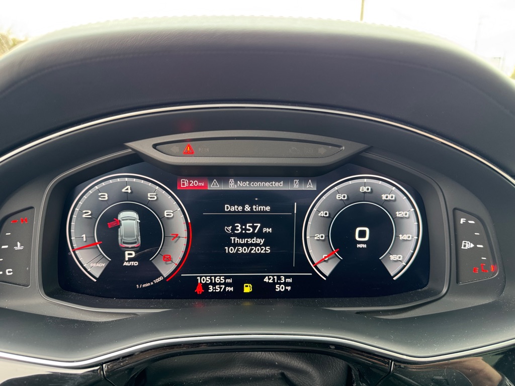 Photo 67 of this AUDI Q8