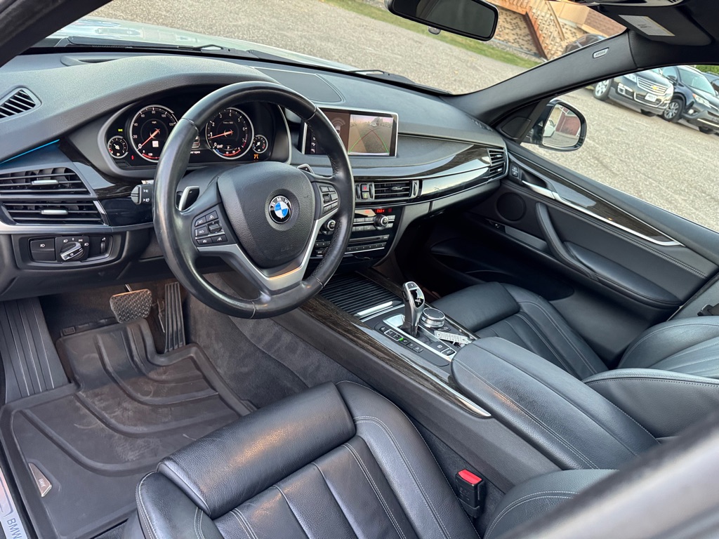 Photo 17 of this BMW X5