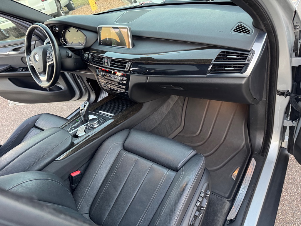 Photo 31 of this BMW X5