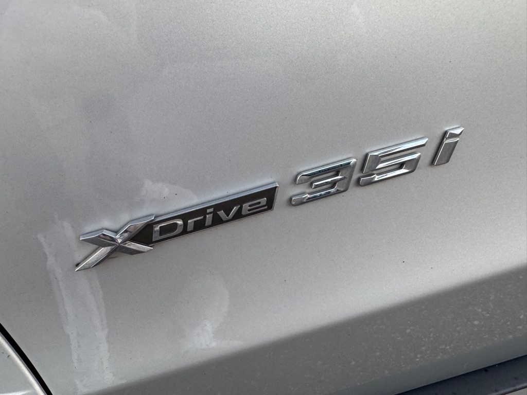 Photo 14 of this BMW X5
