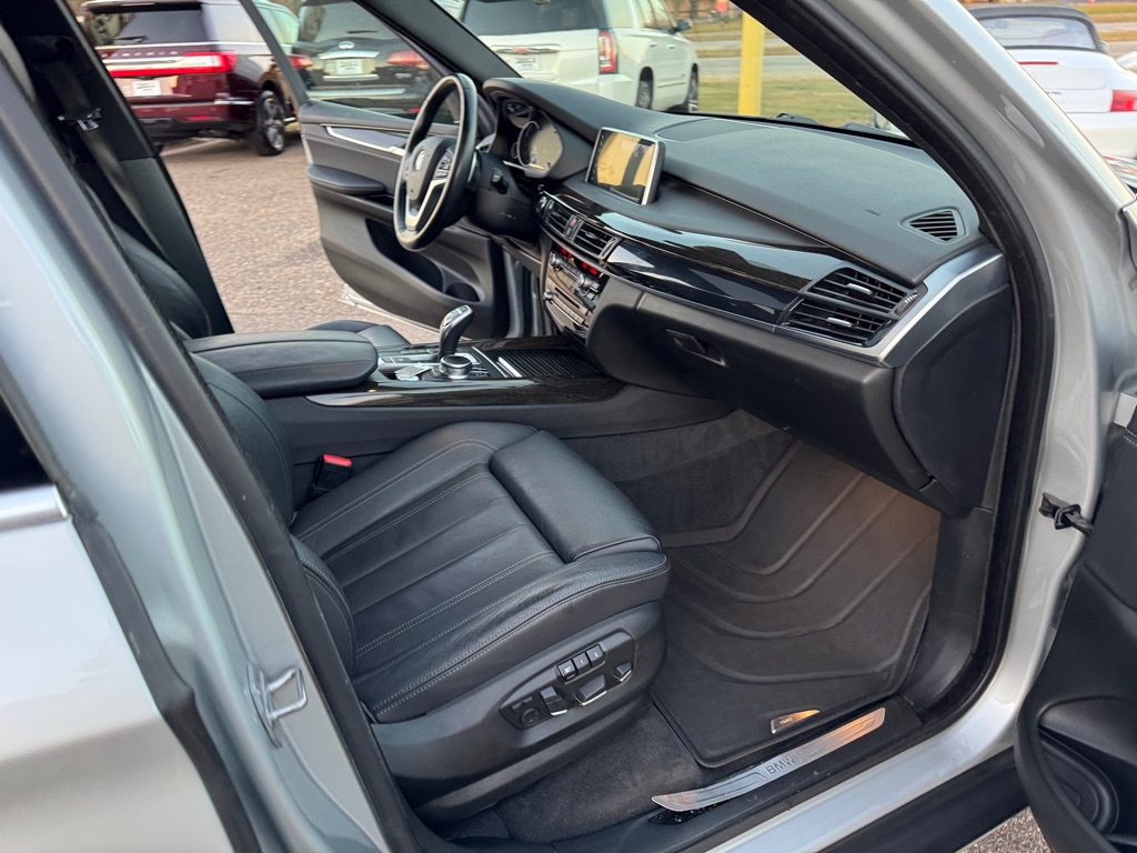 Photo 30 of this BMW X5