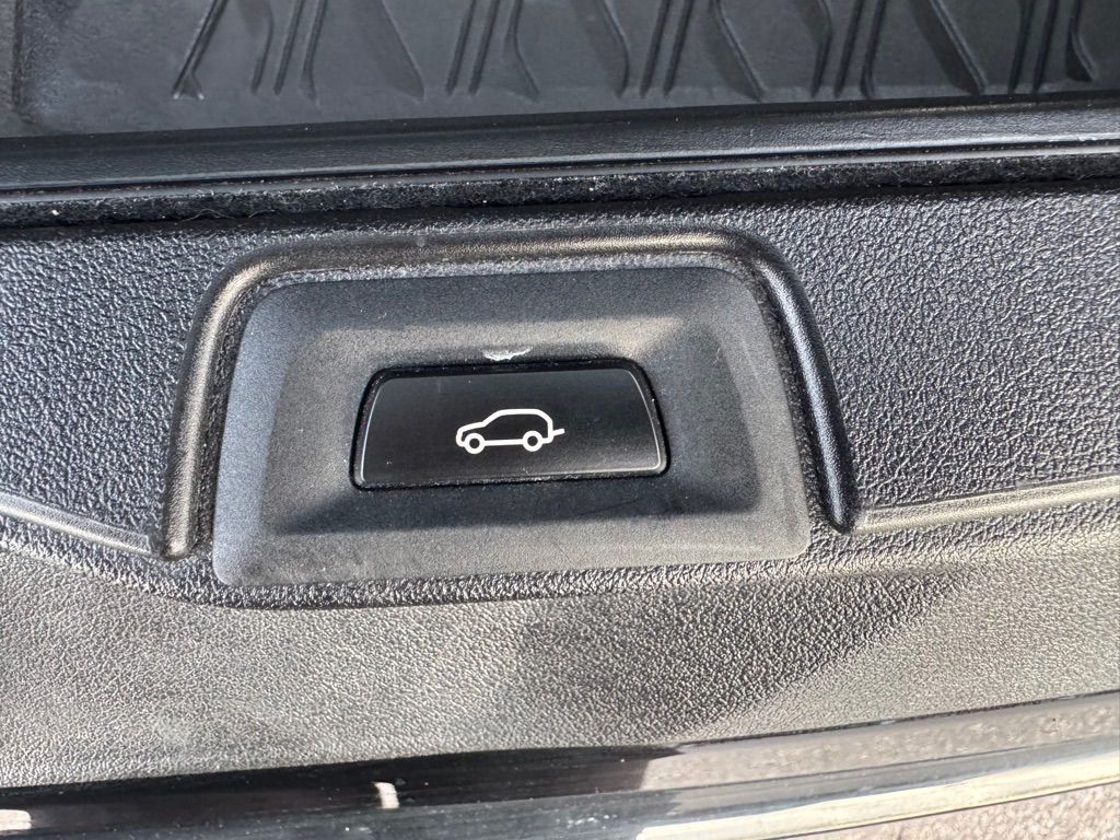 Photo 28 of this BMW X5