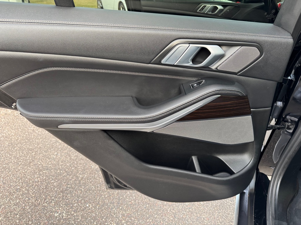 Photo 25 of this BMW X5