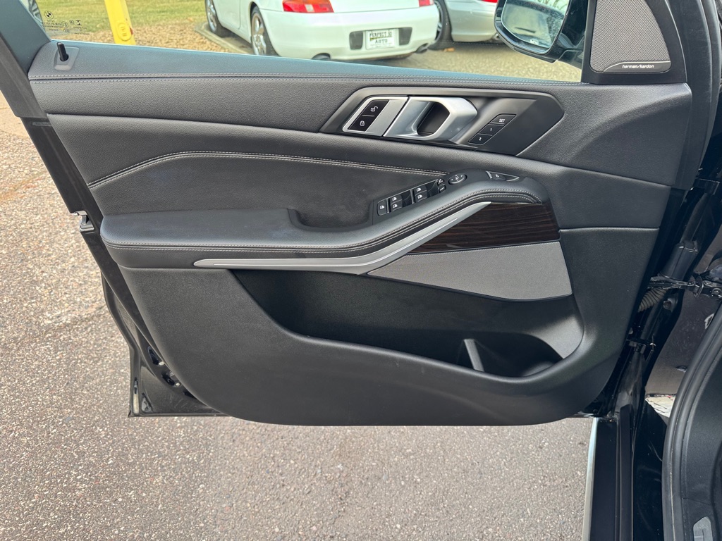 Photo 19 of this BMW X5