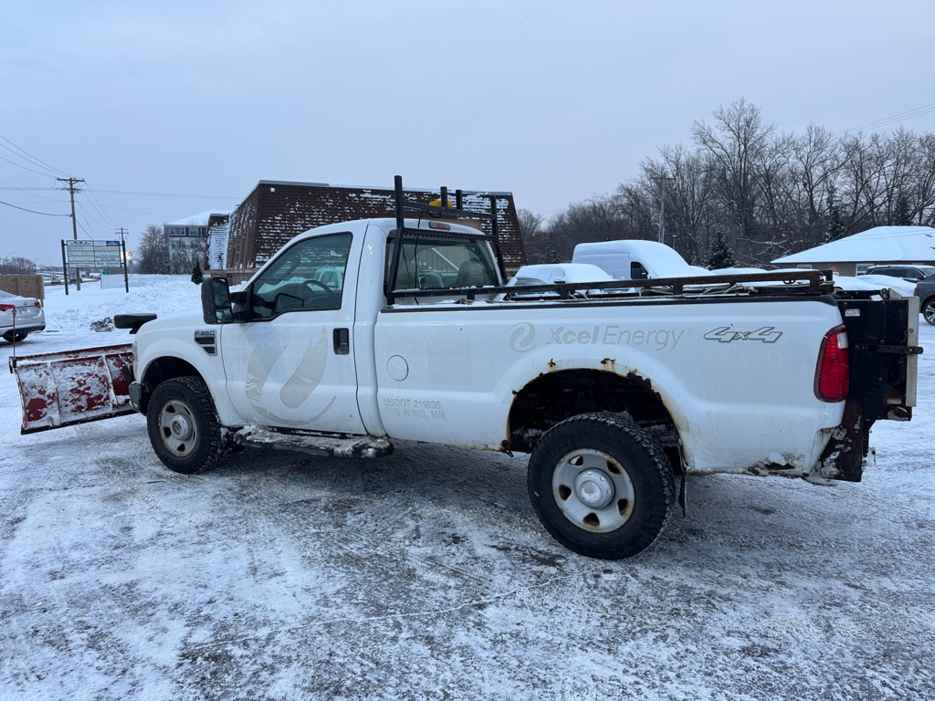 Photo 8 of this FORD F-350 SUPER DUT