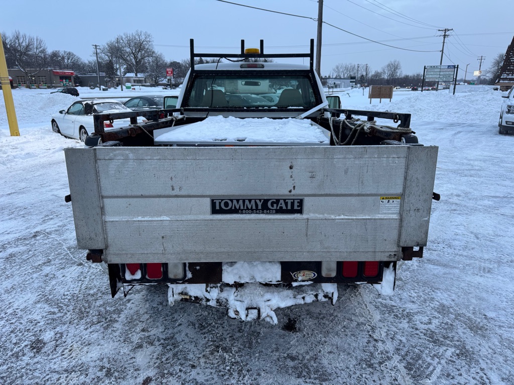 Photo 6 of this FORD F-350 SUPER DUT
