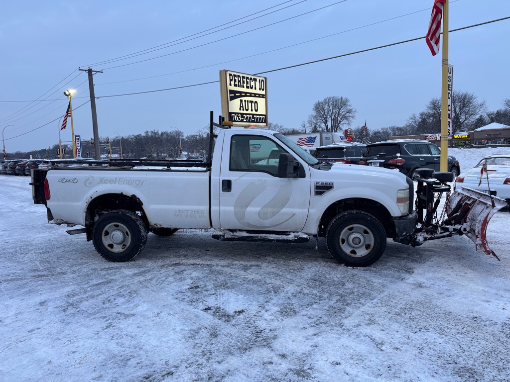 Photo 3 of this FORD F-350 SUPER DUT