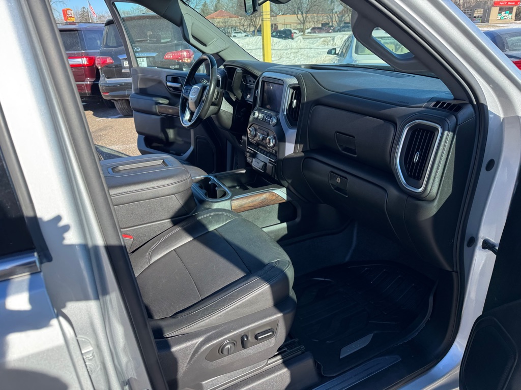Photo 33 of this GMC SIERRA 1500