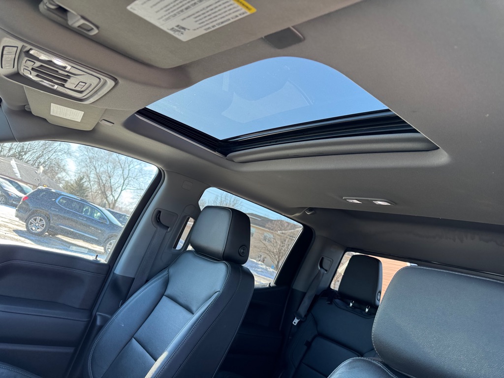 Photo 39 of this GMC SIERRA 1500
