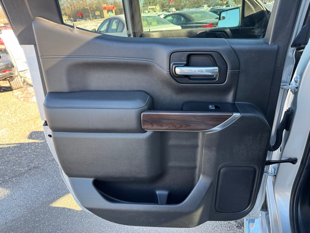 Photo 26 of this GMC SIERRA 1500