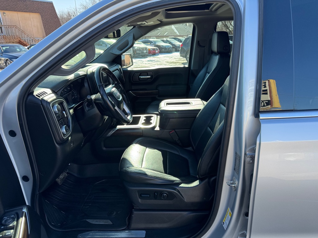 Photo 18 of this GMC SIERRA 1500