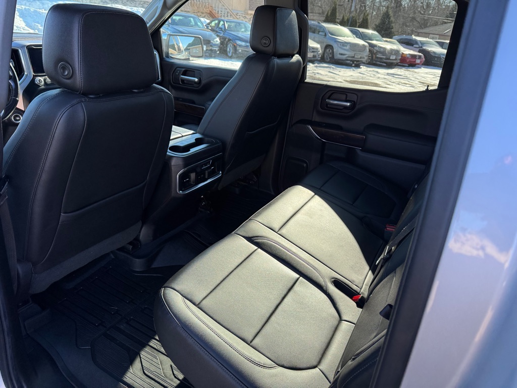 Photo 25 of this GMC SIERRA 1500
