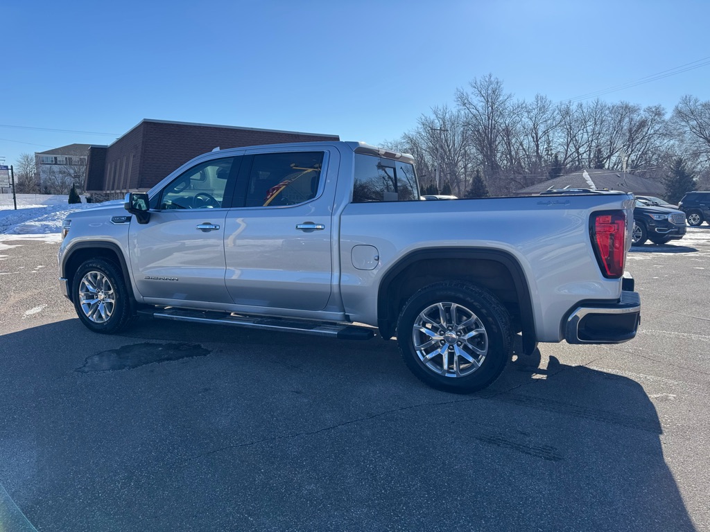 Photo 8 of this GMC SIERRA 1500