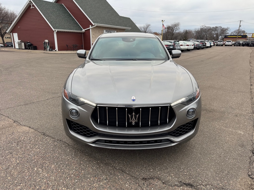 Photo 12 of this MASERATI LEVANTE